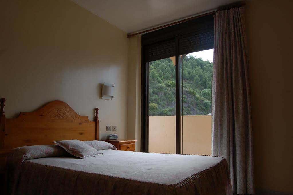Hotel Llucena Lucena del Cid 外观 照片